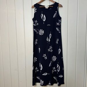 Floral Sleeveless Dress - Black and White
